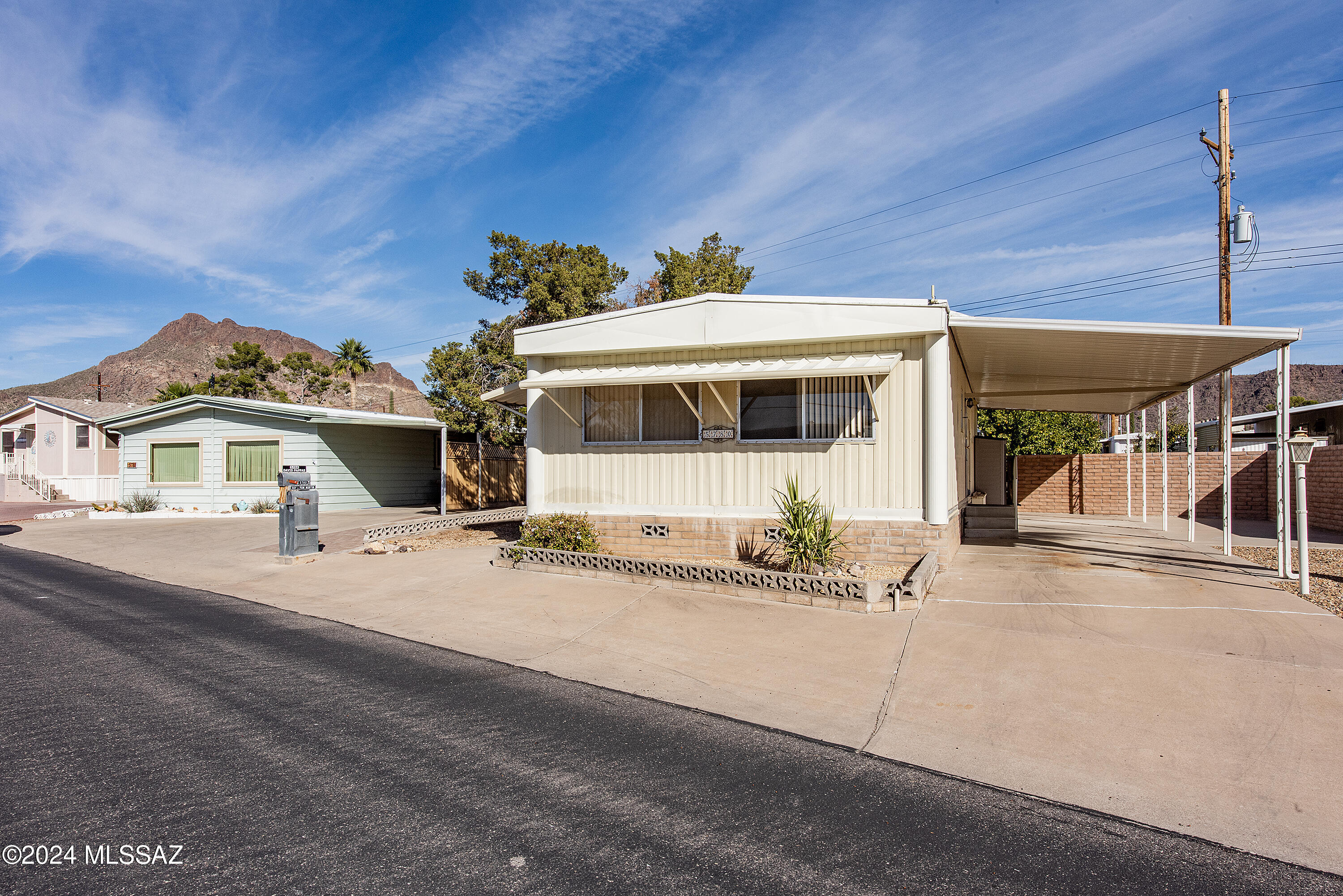 5780 West Rocking Cir Street Tucson, AZ 85713 - Photo 1 of 35 Gallery Image 1