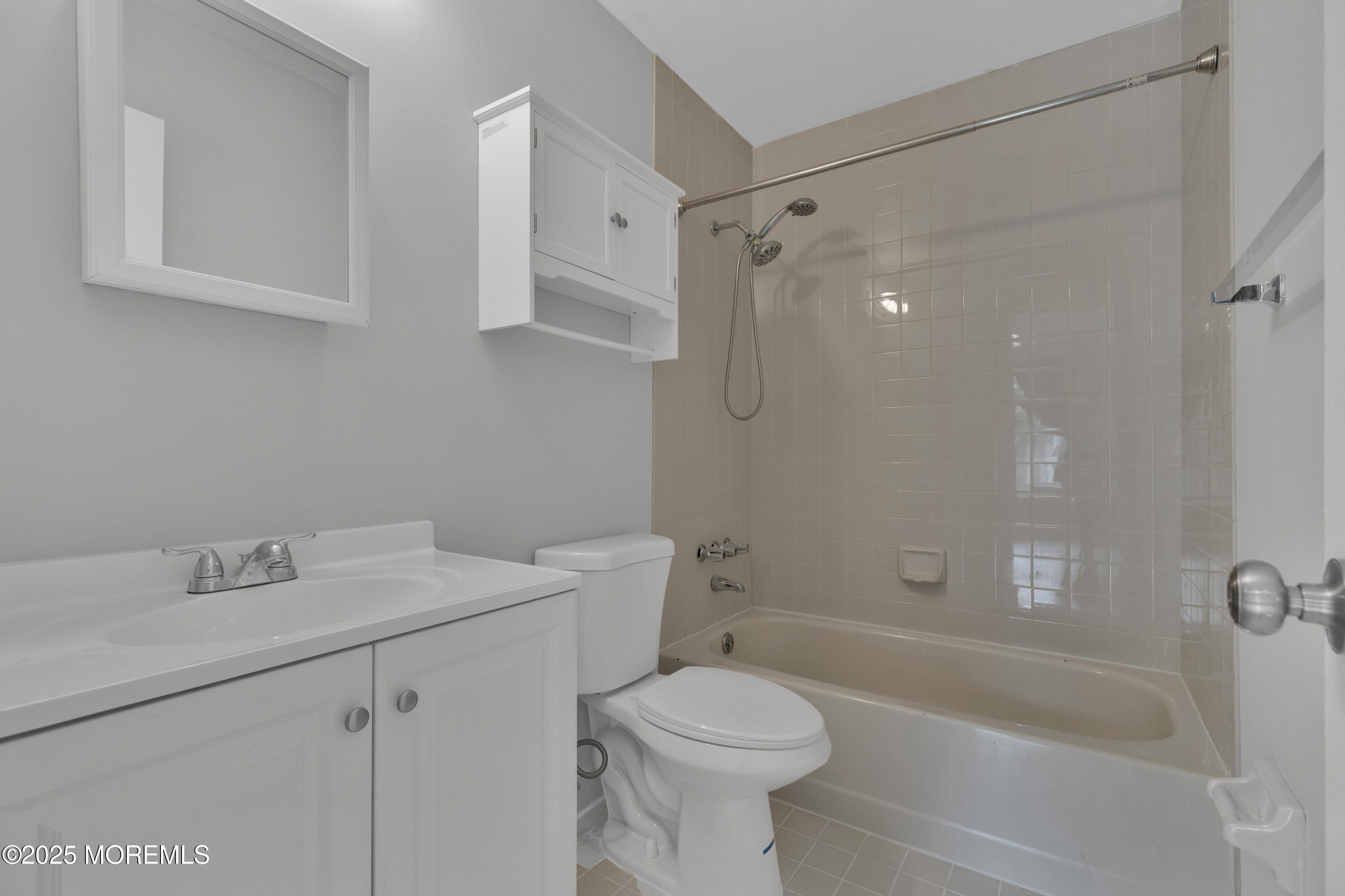 60 County Road, Unit 68 Cliffwood, NJ 07721 - Photo 5 of 12 7K8A4355