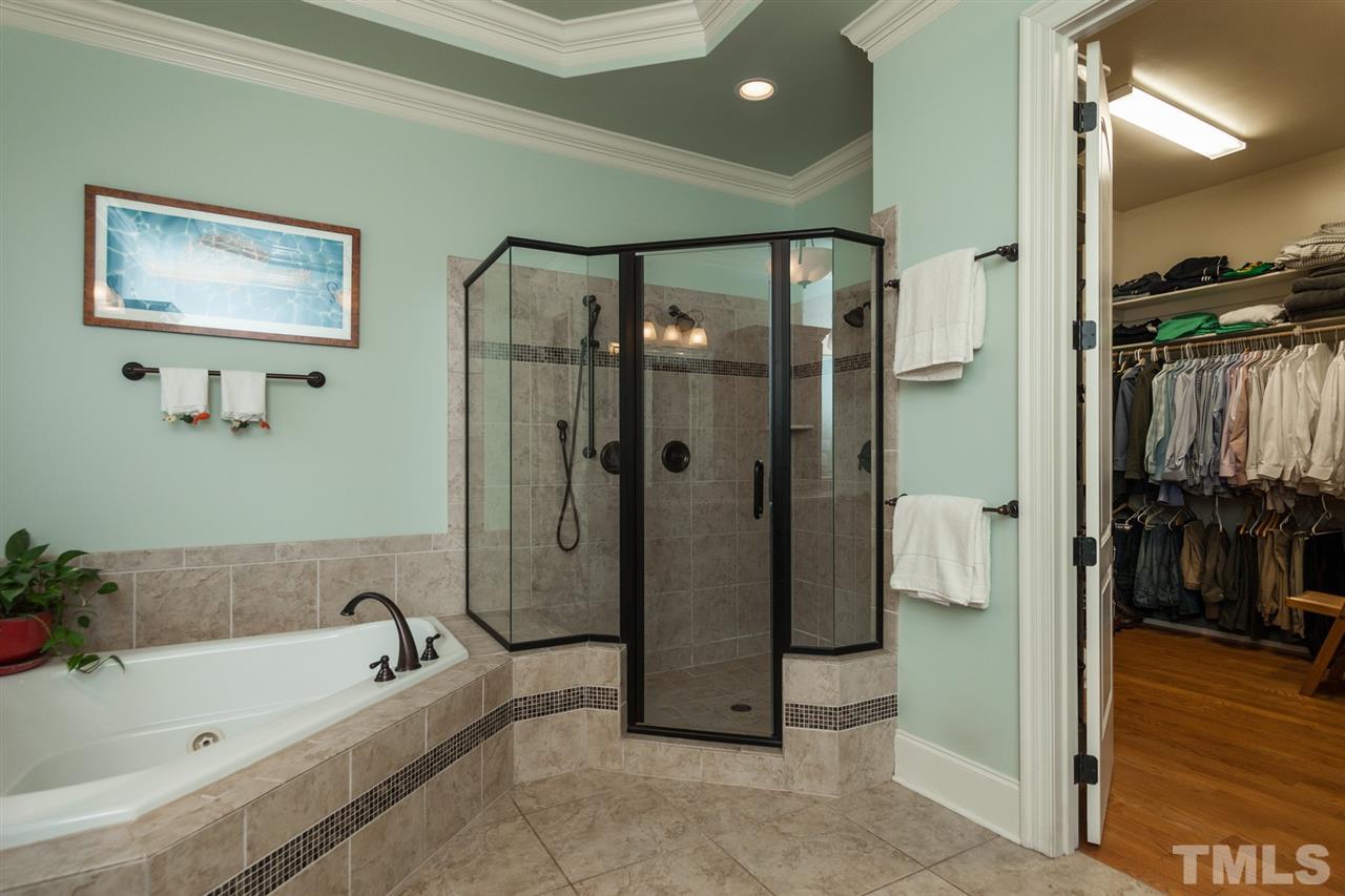 3910 Ashtonshire Court Raleigh, NC 27613 - Photo 16 of 25