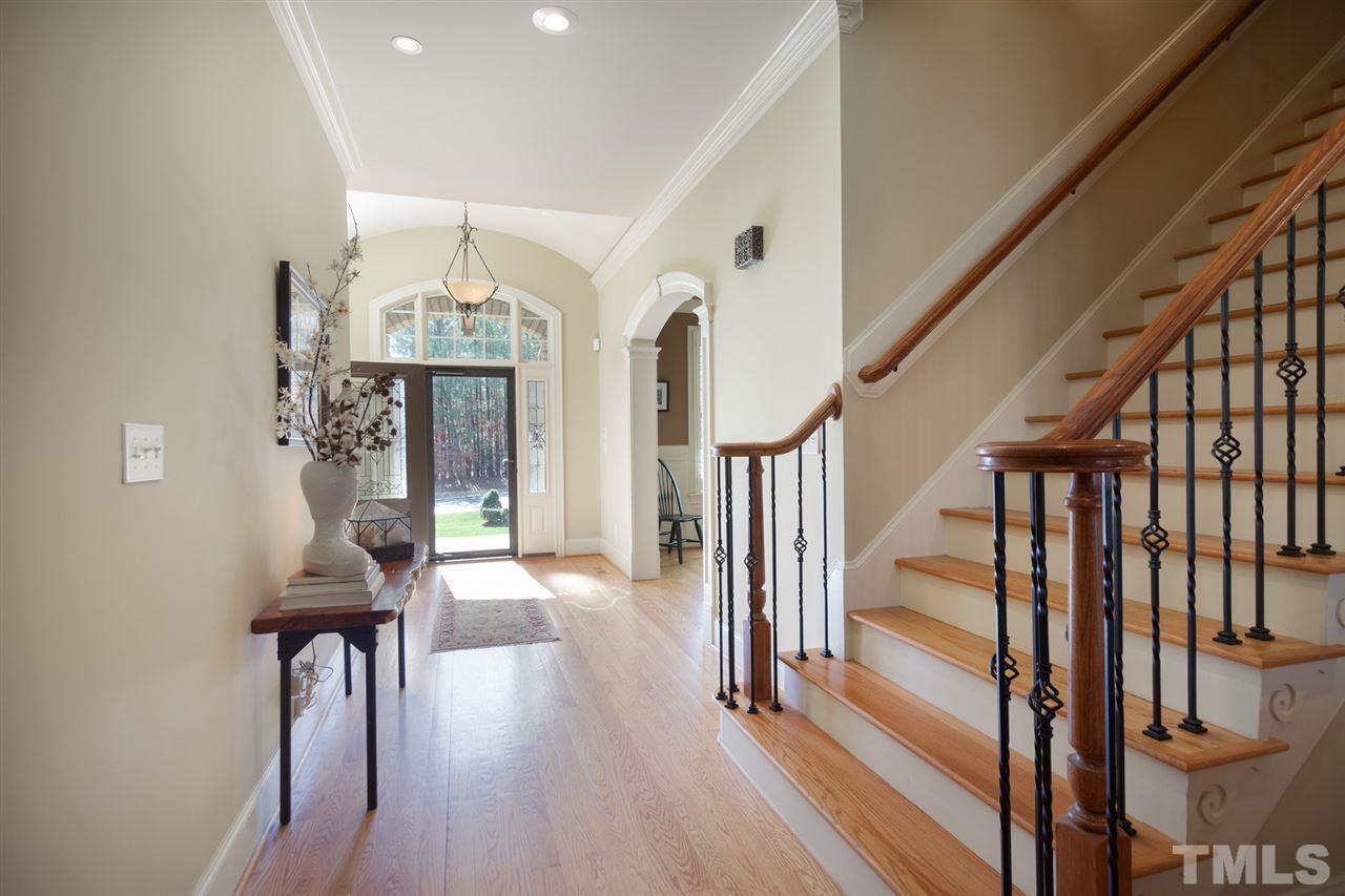 3910 Ashtonshire Court Raleigh, NC 27613 - Photo 3 of 25