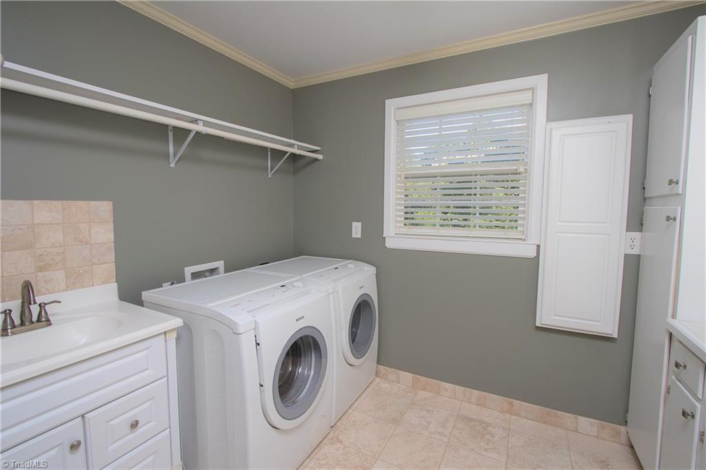 369 Mountain View Road King, NC 27021 - Photo 22 of 30 Gallery Image 22
