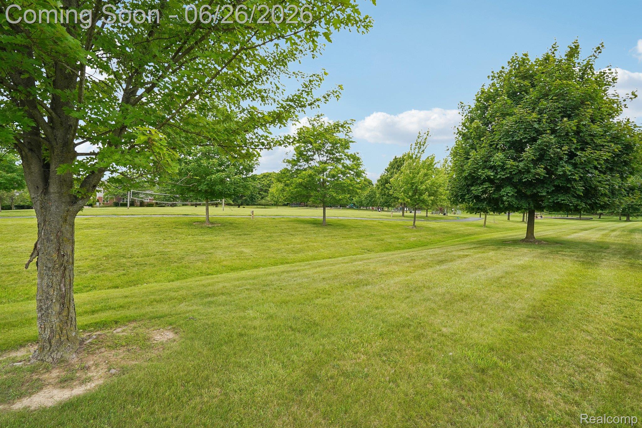 1687 Grandview Drive Rochester, MI 48306 - Photo 12 of 45 Backs to North Fairview Farms Park