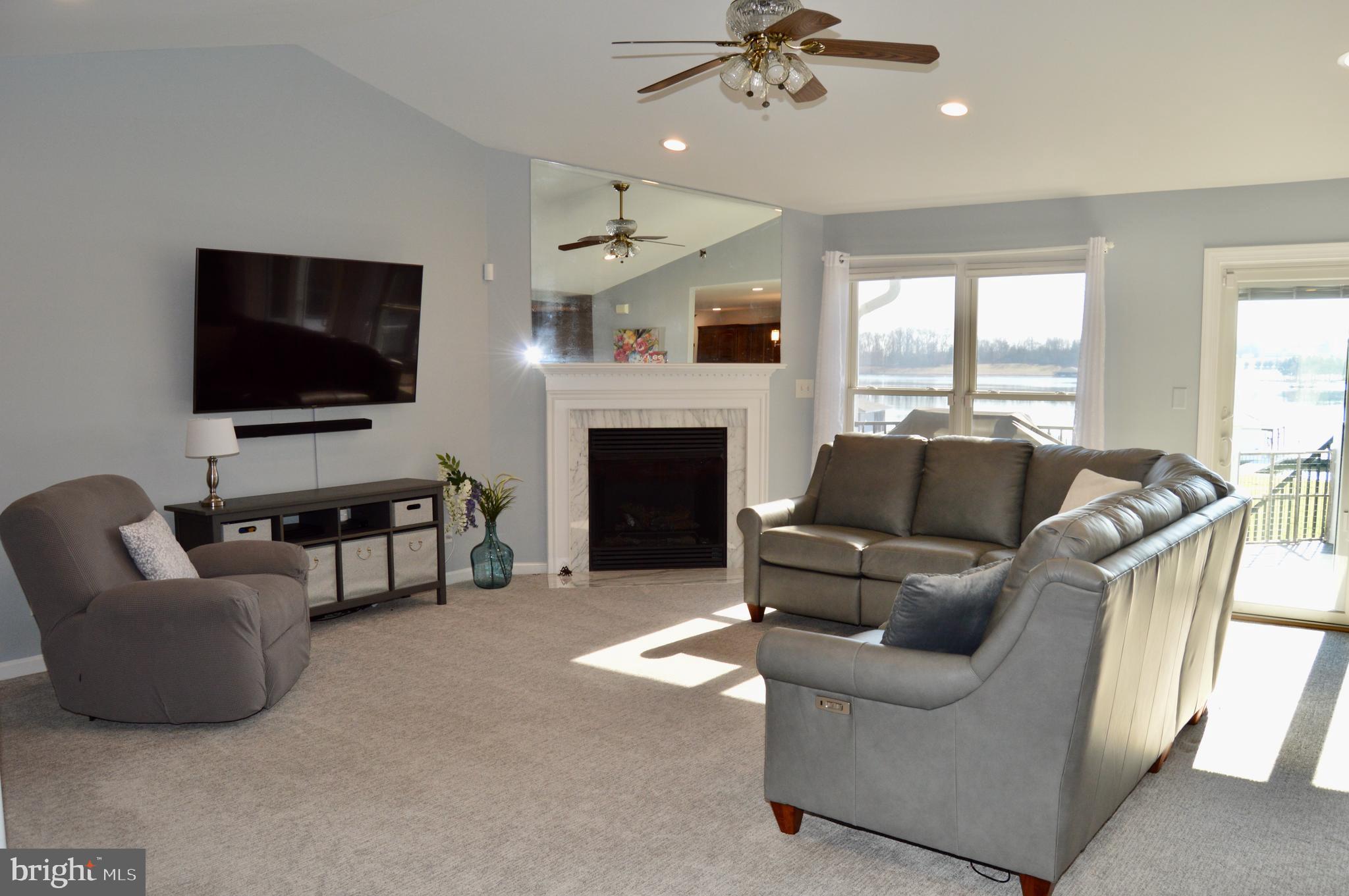 5715 Crescent Point Drive Orange, VA 22960 - Photo 20 of 75 Main floor - gas fireplace