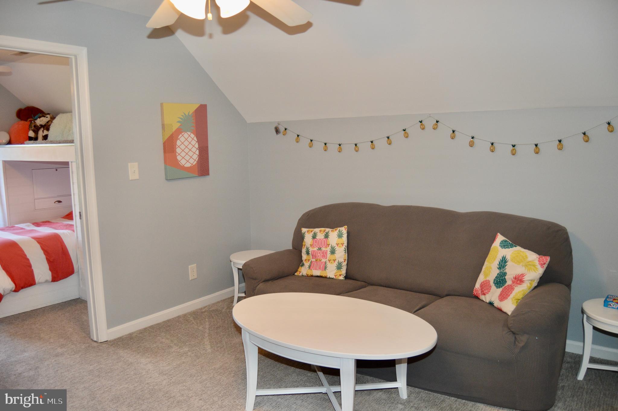 5715 Crescent Point Drive Orange, VA 22960 - Photo 32 of 75 Upper guest suite