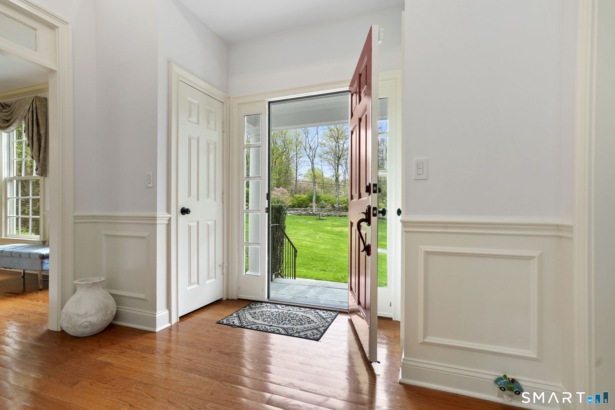 46 Sherwood Road Easton, CT 06612 - Photo 2 of 40