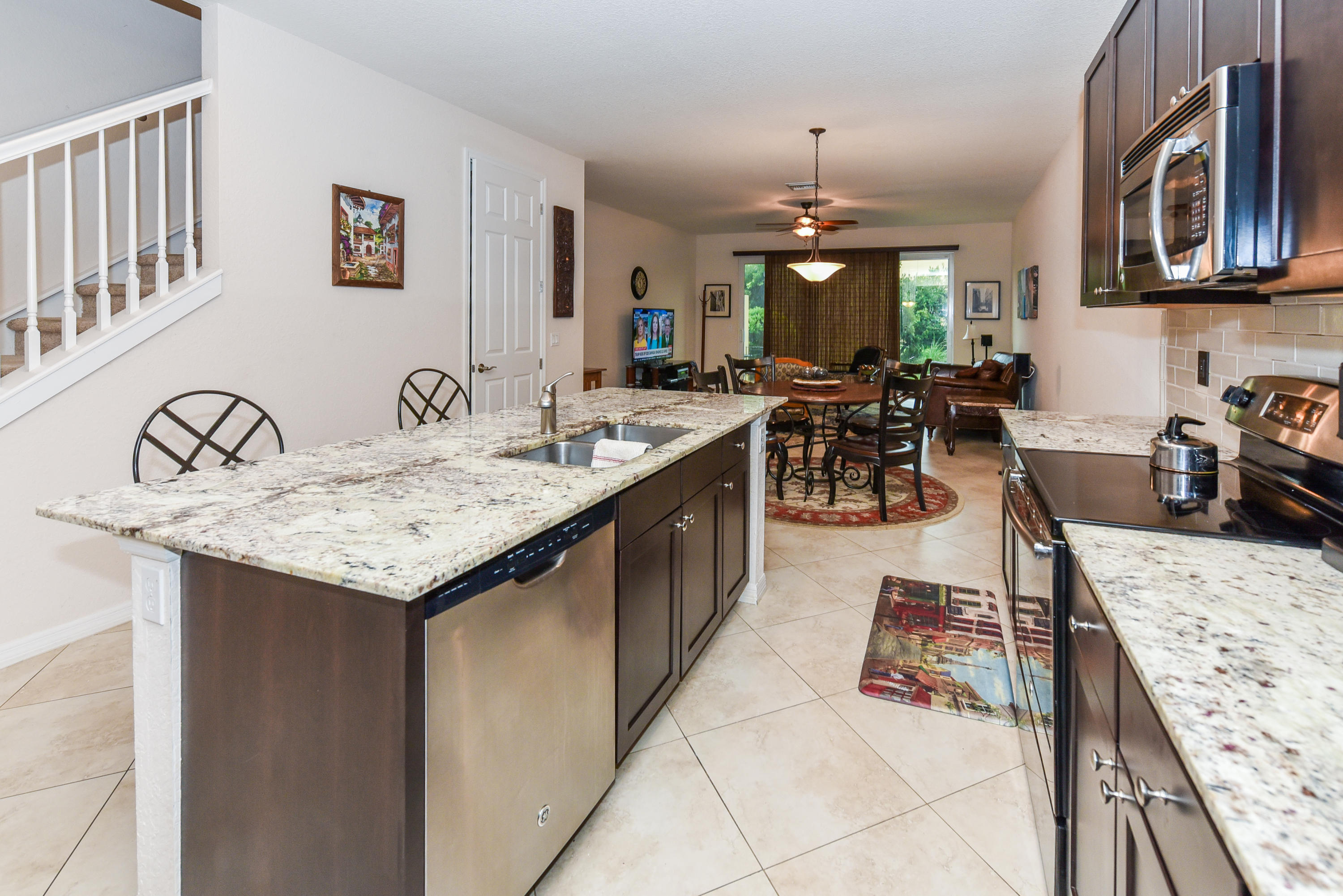 672 Southwest Glen Crest Way Stuart, FL 34997 - Photo 11 of 30 672 SW Glen Crest Way_Selene LaFazia_16