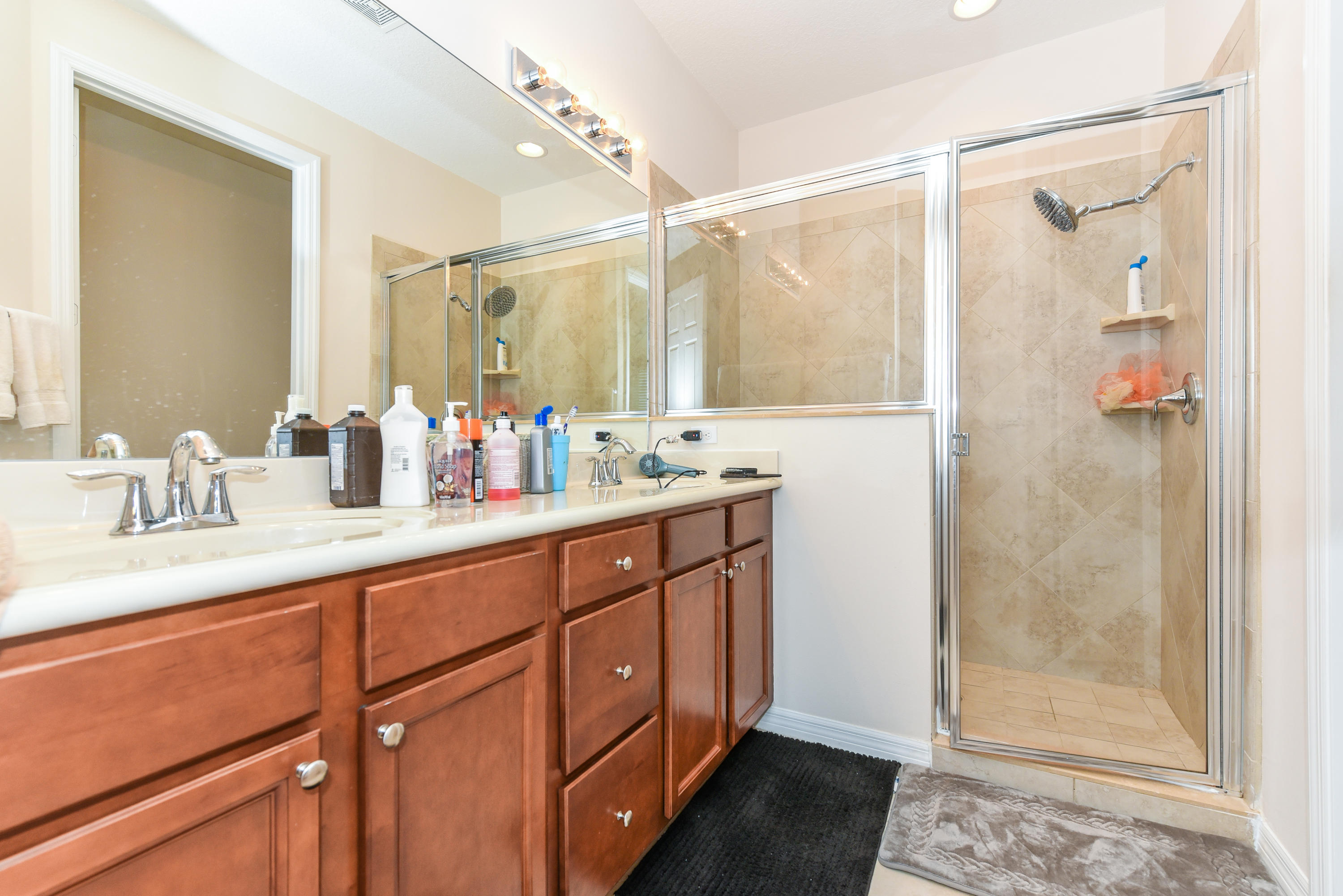672 Southwest Glen Crest Way Stuart, FL 34997 - Photo 17 of 30 672 SW Glen Crest Way_Selene LaFazia_19