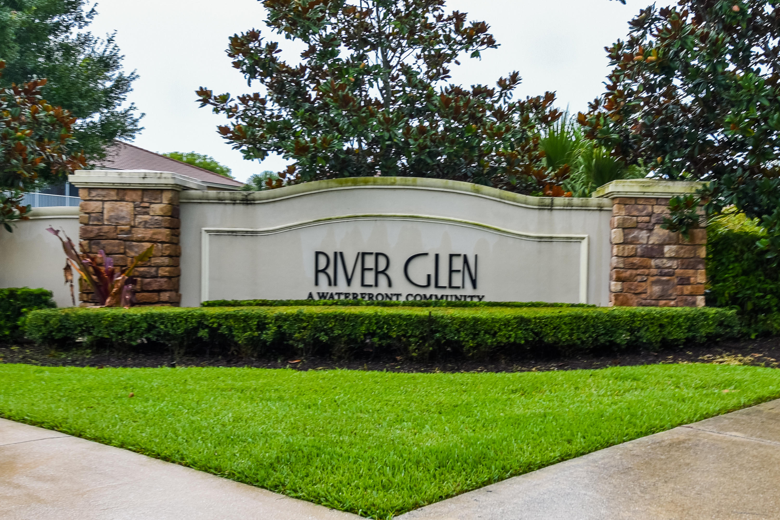672 Southwest Glen Crest Way Stuart, FL 34997 - Photo 30 of 30 672 SW Glen Crest Way_Selene LaFazia_1