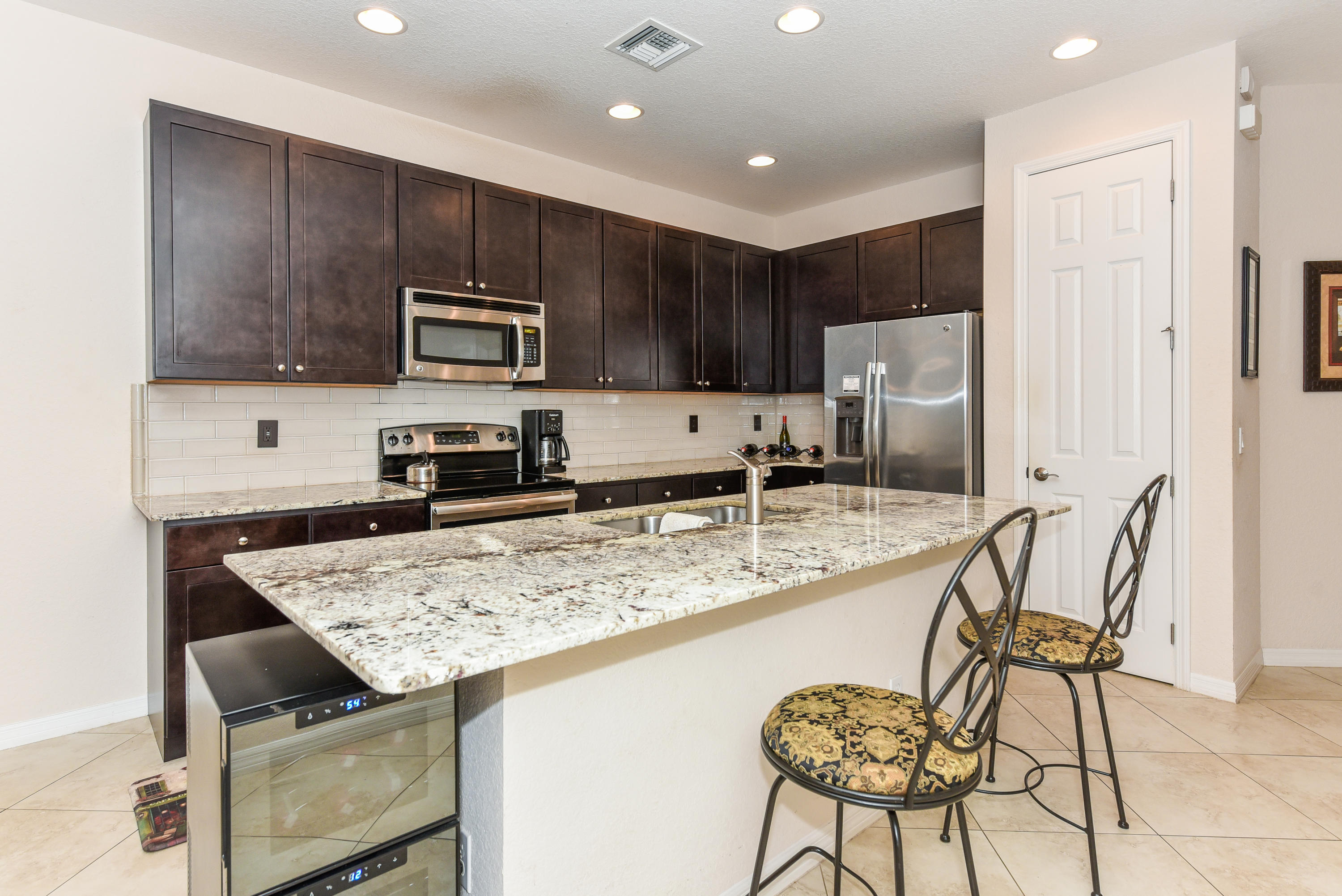 672 Southwest Glen Crest Way Stuart, FL 34997 - Photo 8 of 30 672 SW Glen Crest Way_Selene LaFazia_13