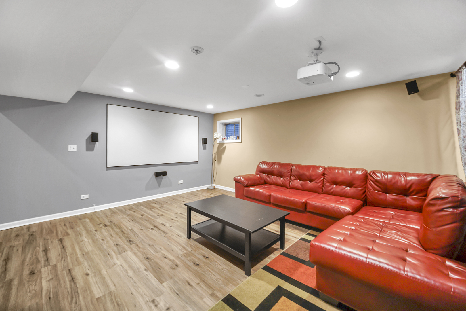 2470 Palazzo Court Buffalo Grove, IL 60089 - Photo 26 of 31 a living room with furniture and a wooden floor