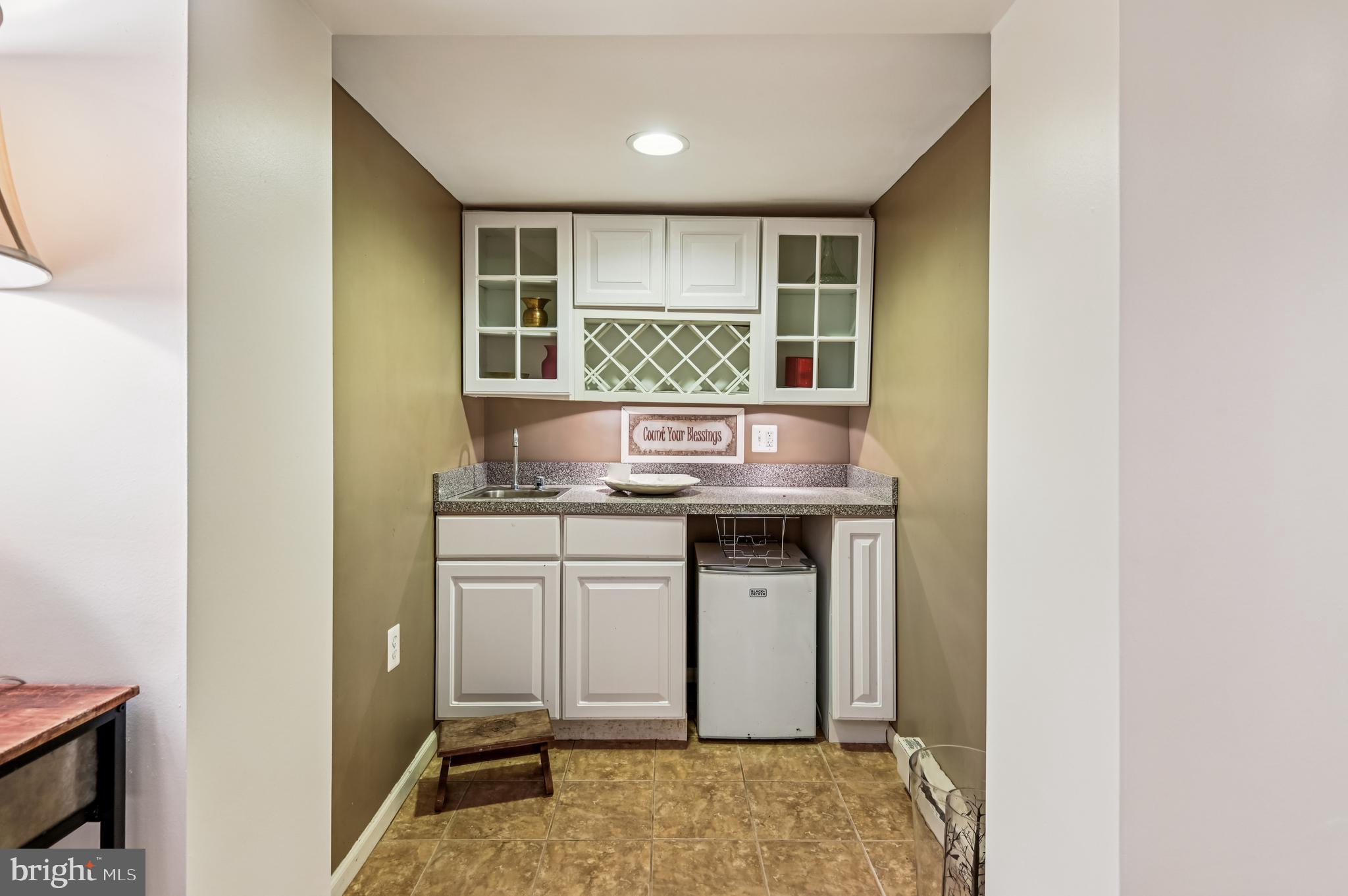 9941 Naylor Avenue Laurel, MD 20723 - Photo 15 of 30 a view of washer and dryer