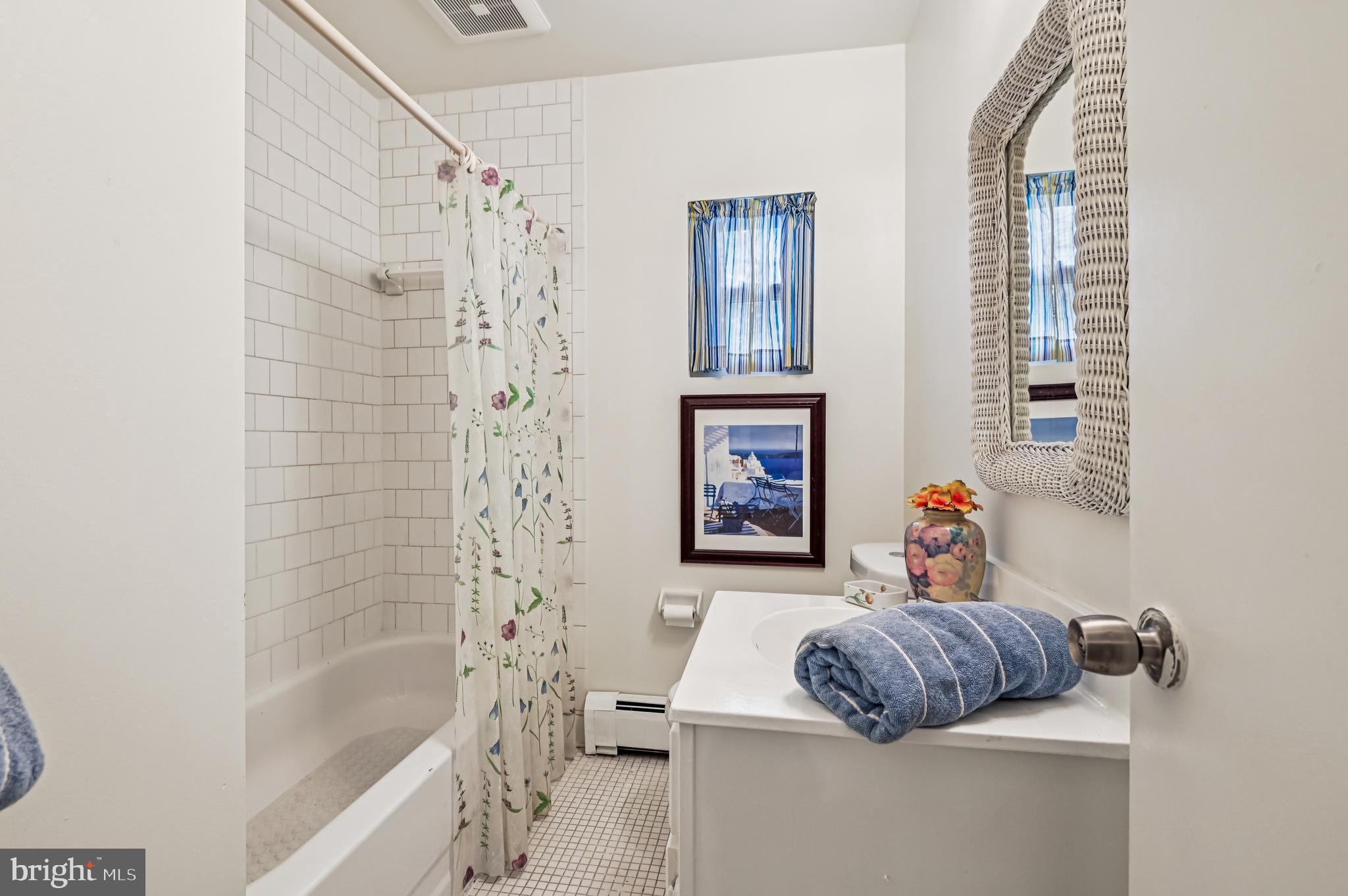 9941 Naylor Avenue Laurel, MD 20723 - Photo 17 of 30 a living room with a couch and a window
