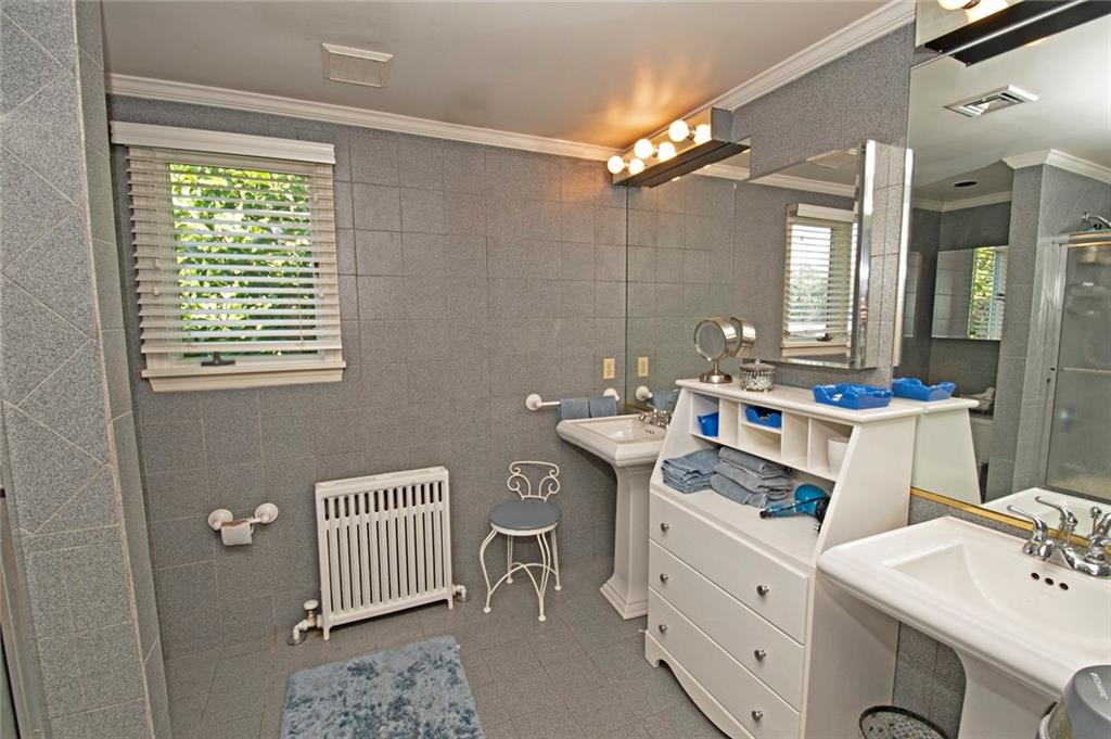 33 Swallow Hill Road Carnegie, PA 15106 - Photo 13 of 22 Gallery Image 13