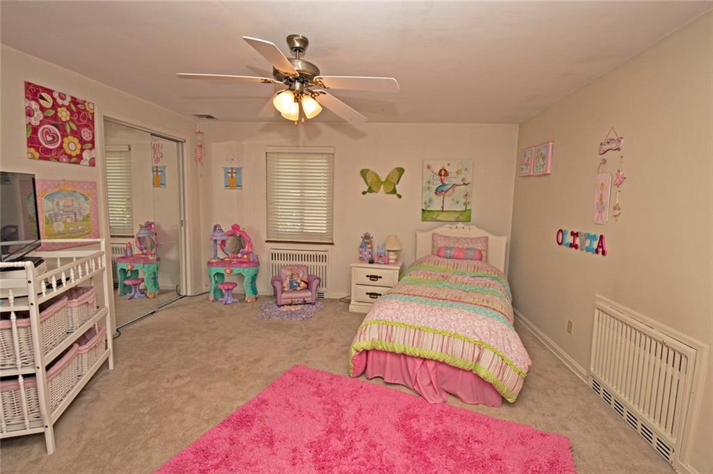 33 Swallow Hill Road Carnegie, PA 15106 - Photo 15 of 22 Gallery Image 15