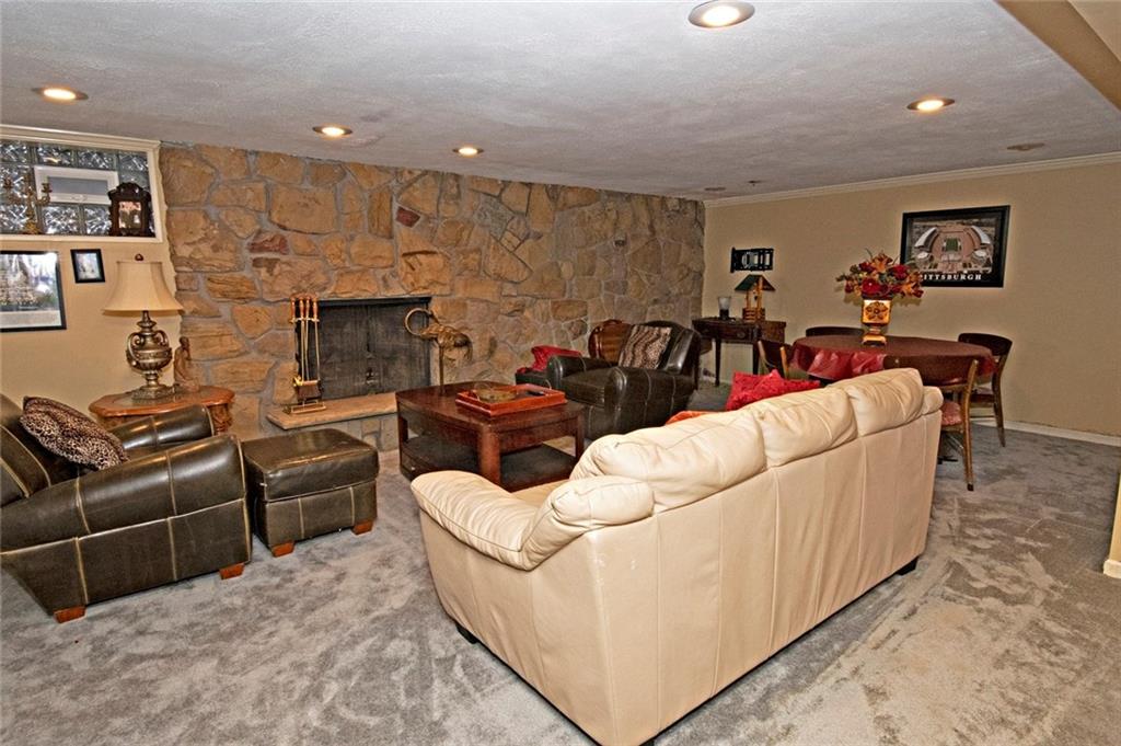33 Swallow Hill Road Carnegie, PA 15106 - Photo 17 of 22 Gallery Image 17