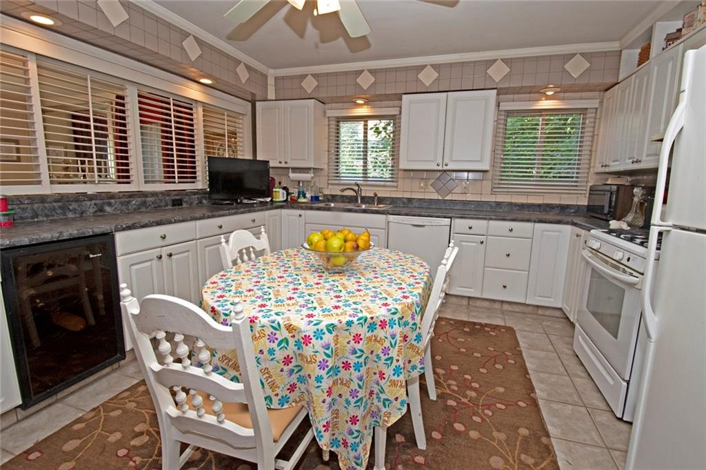 33 Swallow Hill Road Carnegie, PA 15106 - Photo 8 of 22 Gallery Image 8