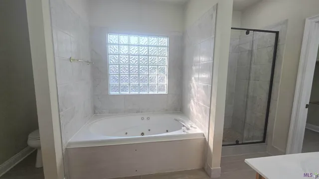 $2,000 | 282 Allan Drive, Baton Rouge, LA 70815