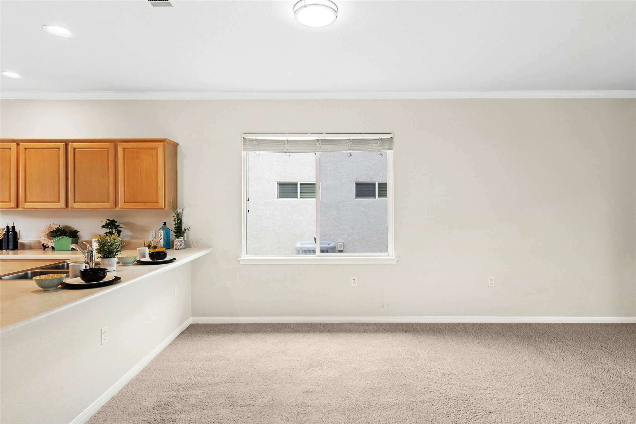 402 Colorado River Road Georgetown, TX 78633 - Photo 7 of 32 Dining Room