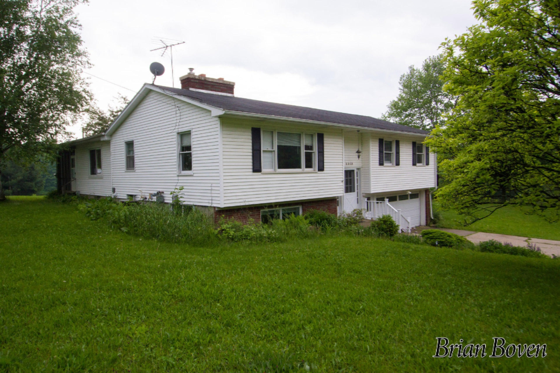 6040 10 Mile Road Northeast Rockford, MI 49341 - Photo 2 of 36 _MG_3875
