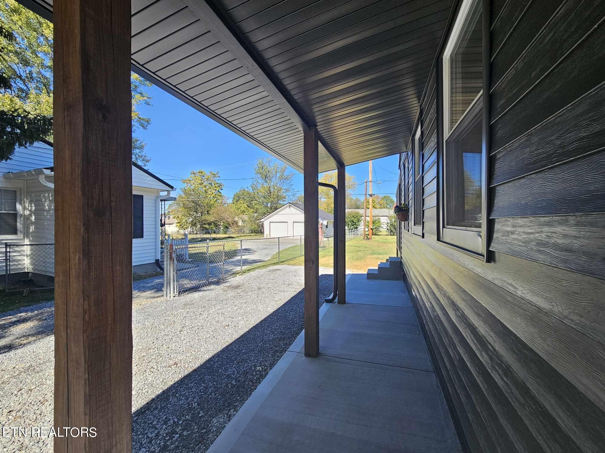 136 Main Road Maryville, TN 37804 - Photo 23 of 24 a view of a balcony