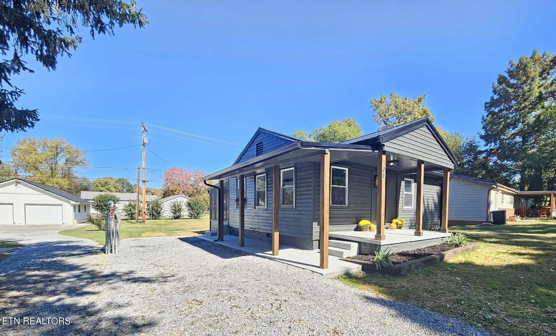 136 Main Road Maryville, TN 37804 - Photo 3 of 24 a view of a house with a outdoor space