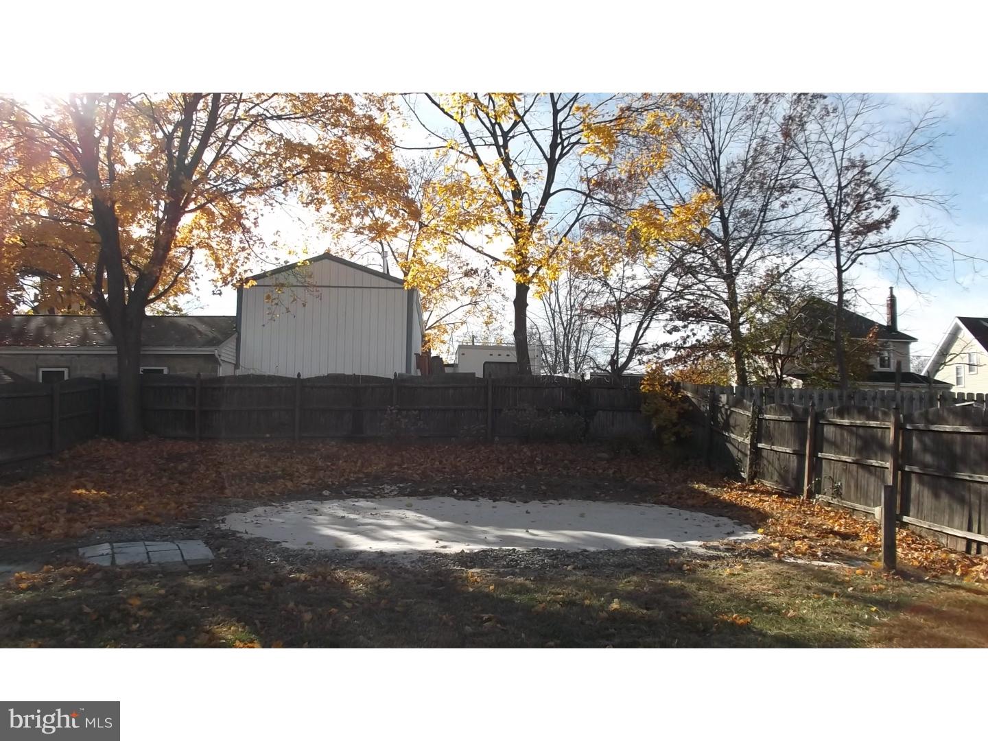 129 Kinsman Road Florence, NJ 08518 - Photo 2 of 18 Gallery Image 2