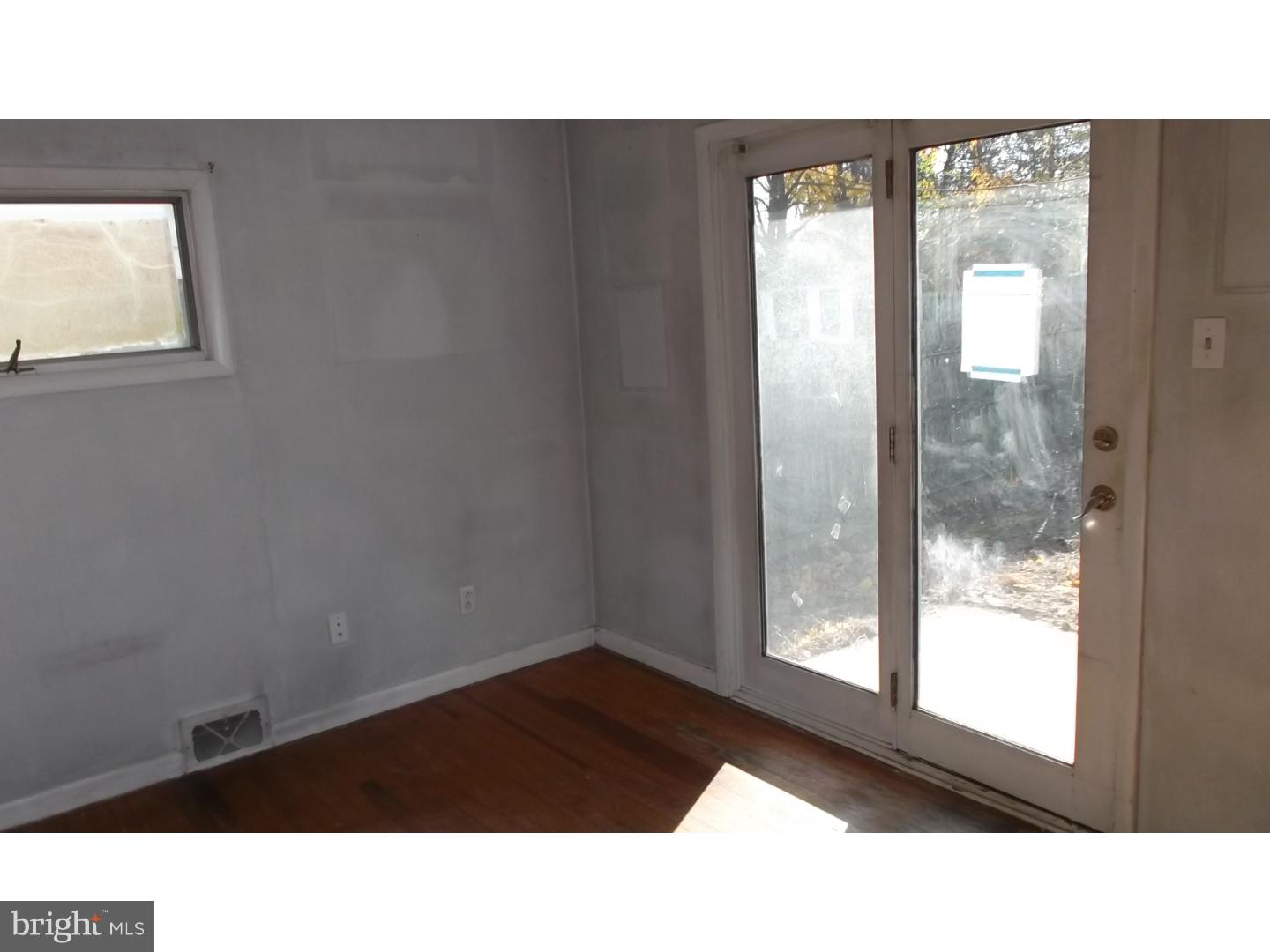 129 Kinsman Road Florence, NJ 08518 - Photo 11 of 18 Gallery Image 11