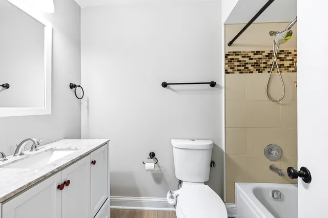 $440,000 | 1189 Grissom Trail, Elk Grove Village, IL 60007