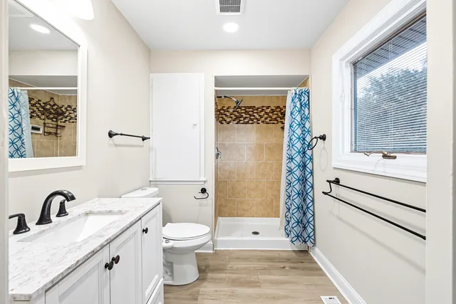 $440,000 | 1189 Grissom Trail, Elk Grove Village, IL 60007