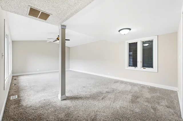 $440,000 | 1189 Grissom Trail, Elk Grove Village, IL 60007