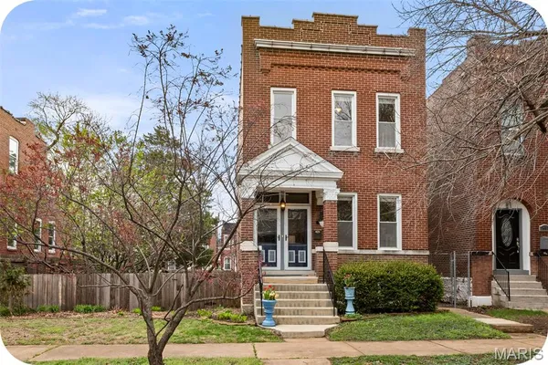 $395,000 | 2650 Pennsylvania Avenue, St. Louis, MO 63118