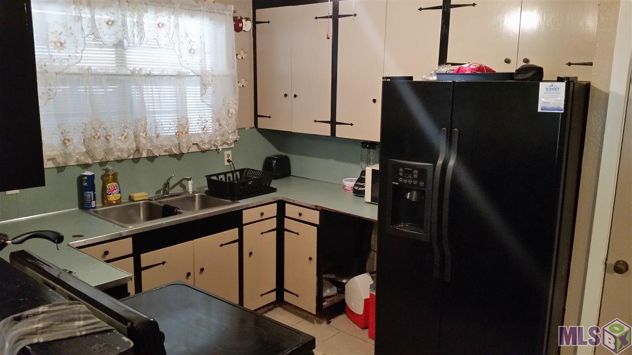 3154 Conley Avenue Baton Rouge, LA 70805 - Photo 8 of 12 Kitchen