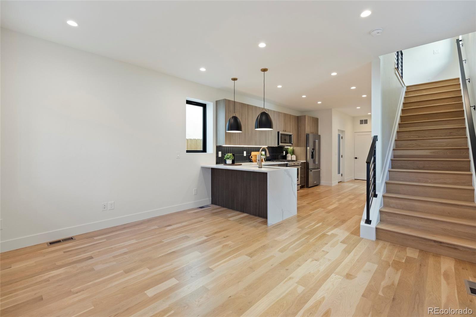 1713 Grove Street Denver, CO 80204 - Photo 4 of 18