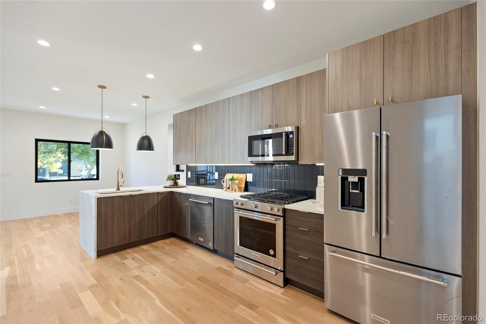 1713 Grove Street Denver, CO 80204 - Photo 6 of 18