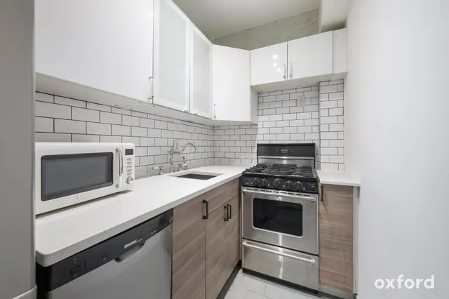 $499,000 | 408 West 57th Street, Unit 10J | Hell's Kitchen