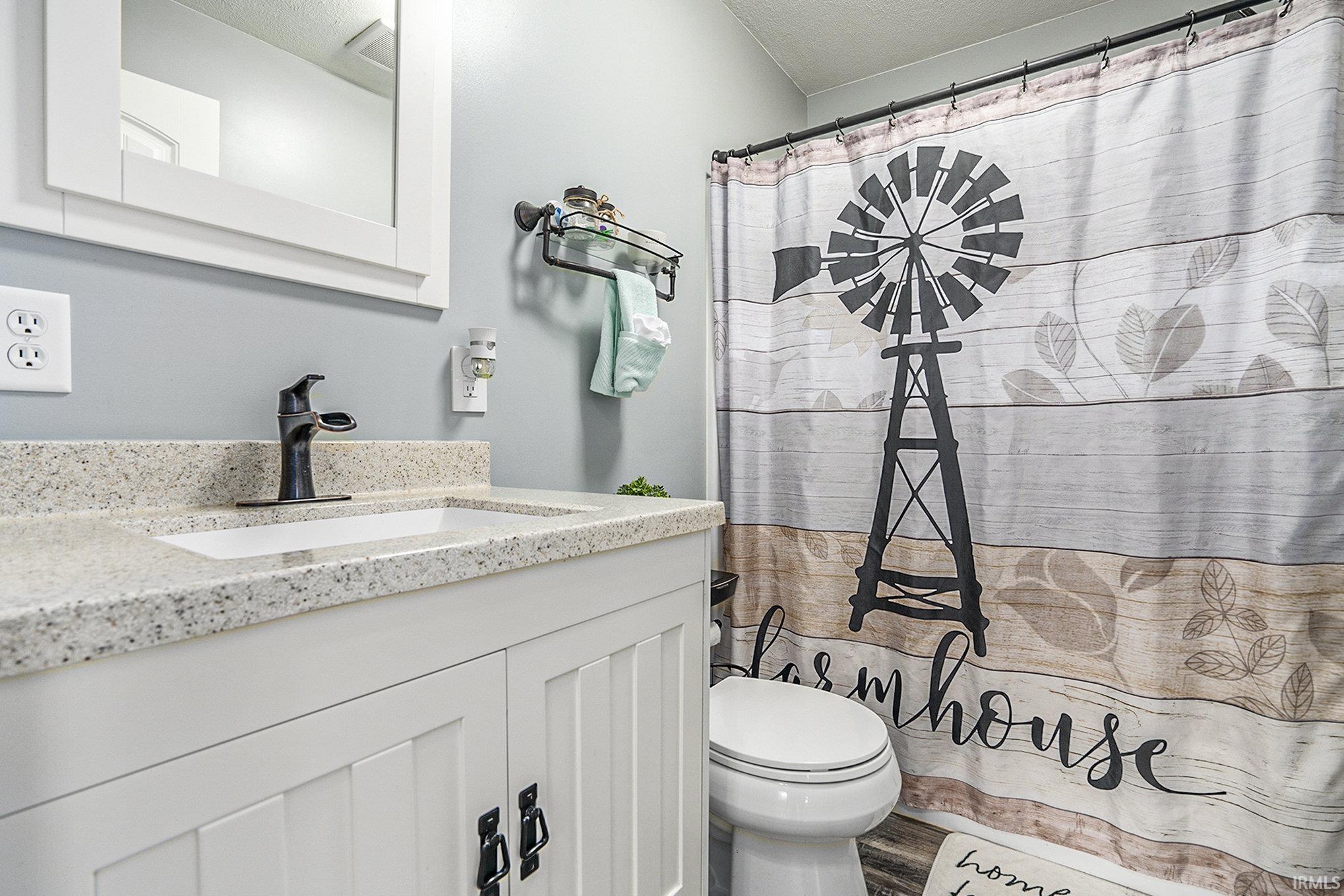 51414 Orange Road South Bend, IN 46628 - Photo 11 of 30 Gallery Image 11