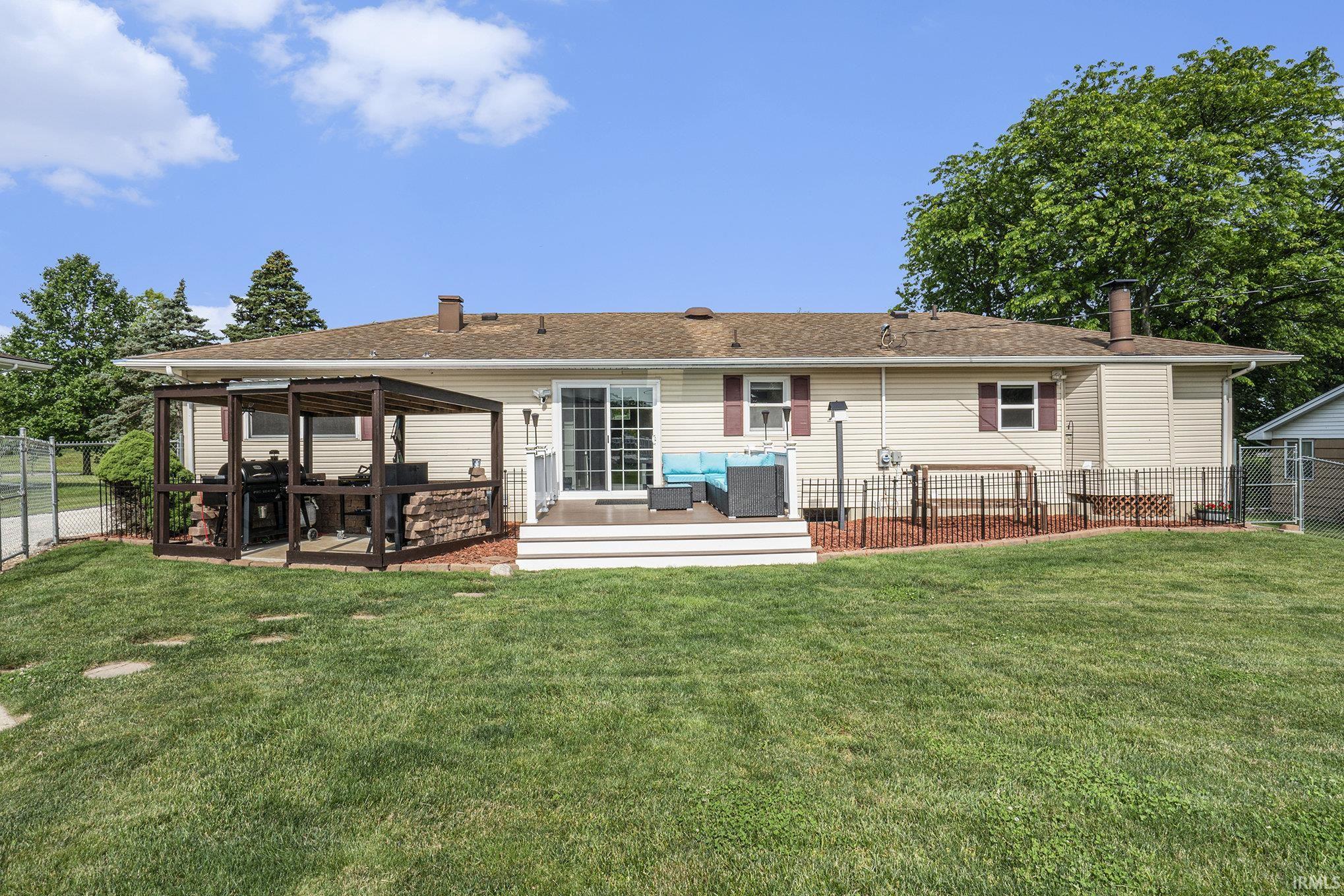 51414 Orange Road South Bend, IN 46628 - Photo 23 of 30 Gallery Image 23