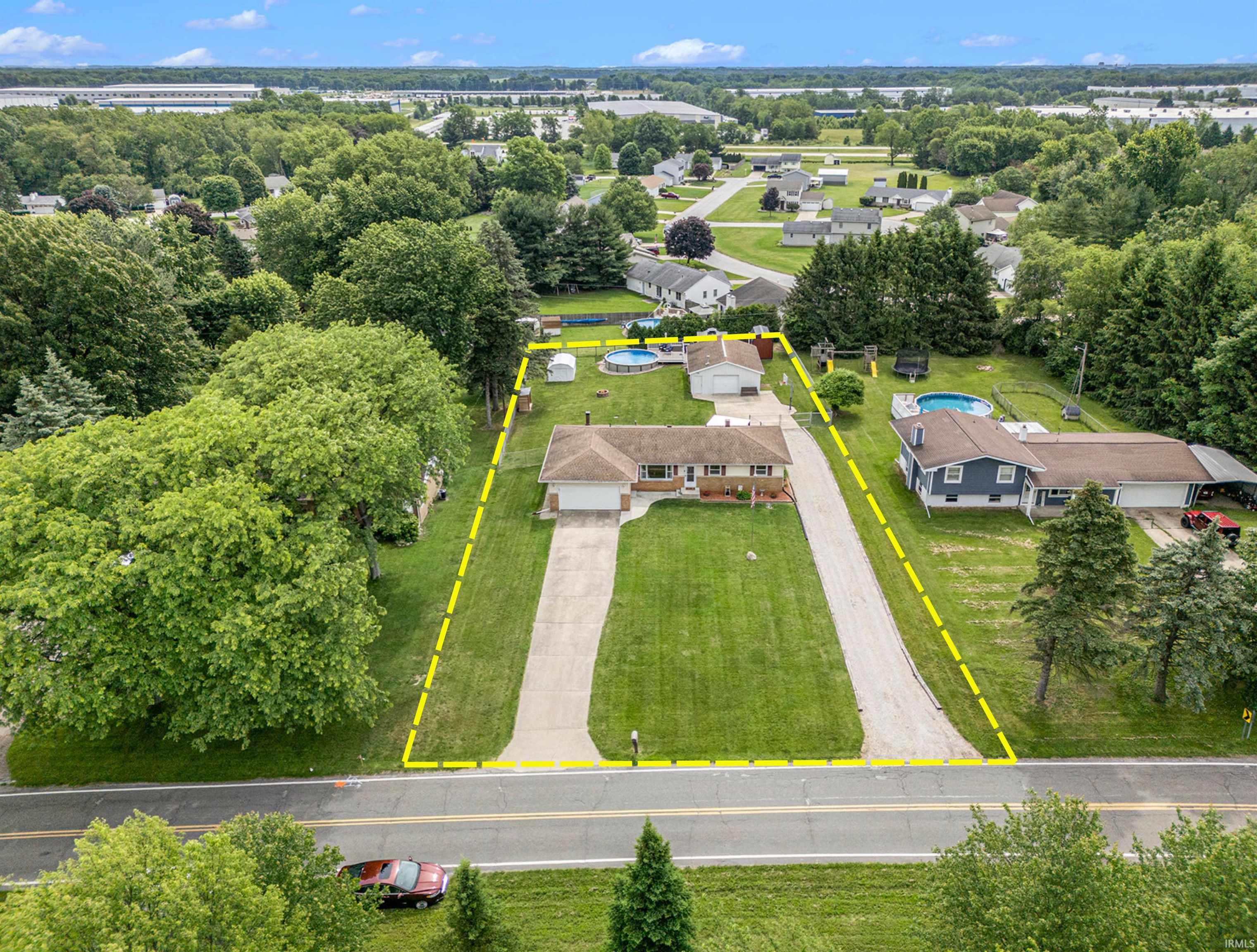 51414 Orange Road South Bend, IN 46628 - Photo 27 of 30 Gallery Image 27