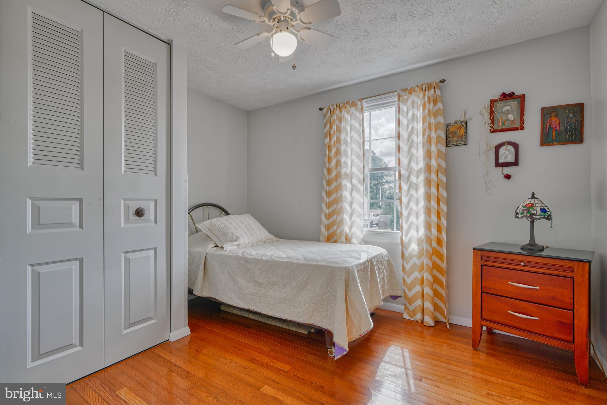 9302 Orbitan Road Parkville, MD 21234 - Photo 24 of 41 3rd bedroom