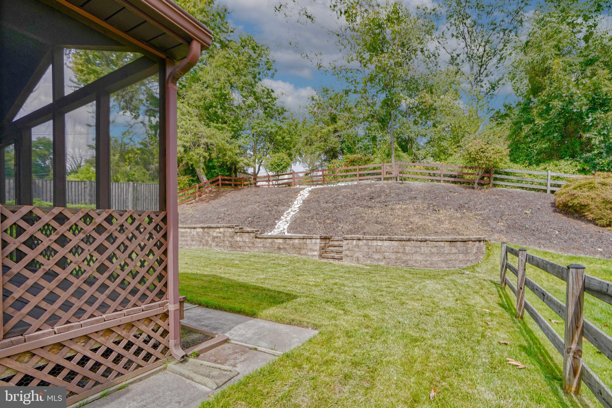 9302 Orbitan Road Parkville, MD 21234 - Photo 34 of 41 Fenced yard
