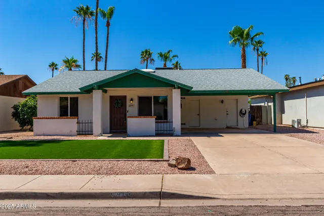 $2,550 | 2351 East Pebble Beach Drive, Tempe, AZ 85282