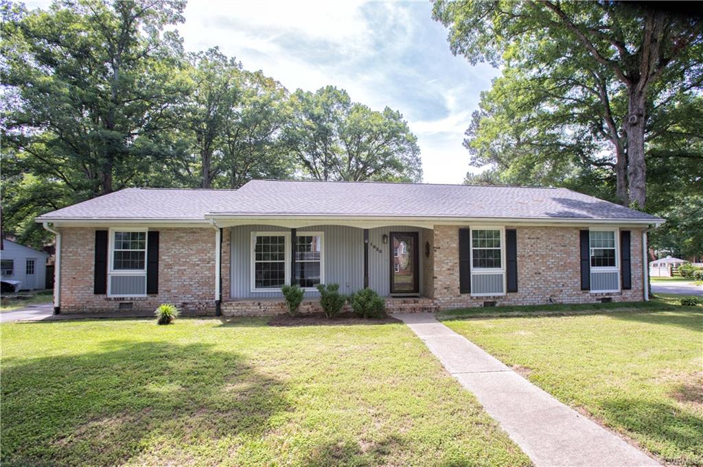 1620 Featherstone Drive, Midlothian, VA 23113 Compass