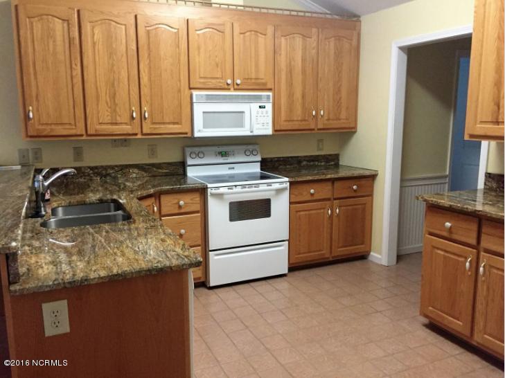 128 Cedar Road Pine Knoll Shores, NC 28512 - Photo 16 of 31 Kitchen