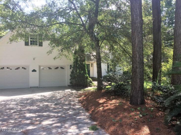 128 Cedar Road Pine Knoll Shores, NC 28512 - Photo 2 of 31 Driveway View