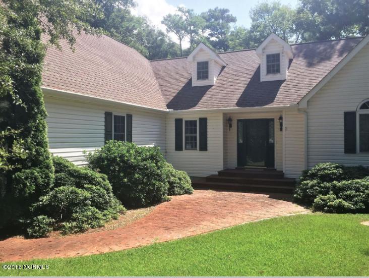 128 Cedar Road Pine Knoll Shores, NC 28512 - Photo 3 of 31 Front