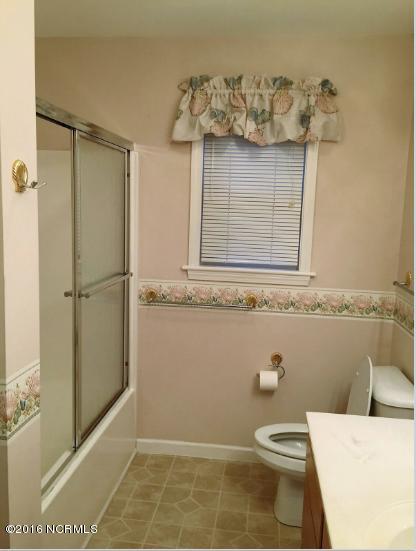 128 Cedar Road Pine Knoll Shores, NC 28512 - Photo 8 of 31 Guest Bath