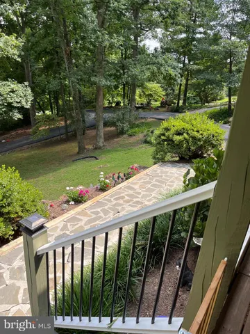 $749,000 | 7406 Bear Wallow Drive, Warrenton, VA 20186