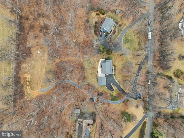 $749,000 | 7406 Bear Wallow Drive, Warrenton, VA 20186