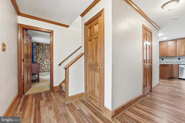 $749,000 | 7406 Bear Wallow Drive, Warrenton, VA 20186