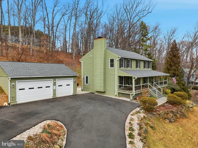 $749,000 | 7406 Bear Wallow Drive, Warrenton, VA 20186
